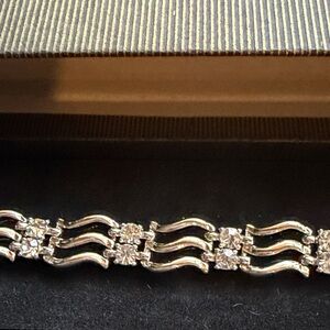 NEW Women's 7" Crystal Diamond April Bracelet NIB